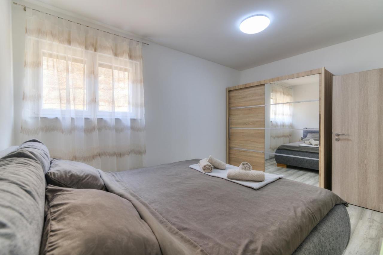 Apartment Luka Senj  Exterior photo